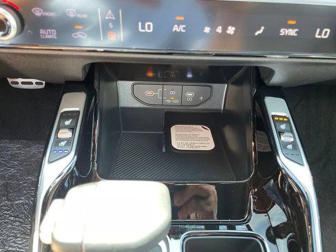 New 2026 Kia Sorento SX Prestige AWD/4WD image 23