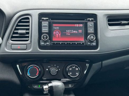 Used 2016 Honda HR-V LX image 18