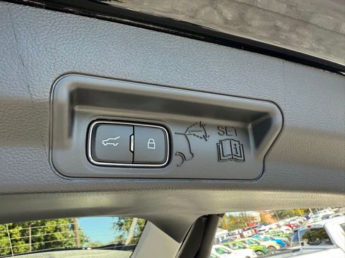 New 2025 Ford Explorer Active w/ Active Comfort Package image 34