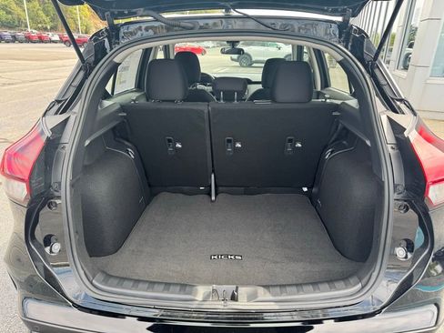 New 2025 Nissan Kicks Play S FWD image 20