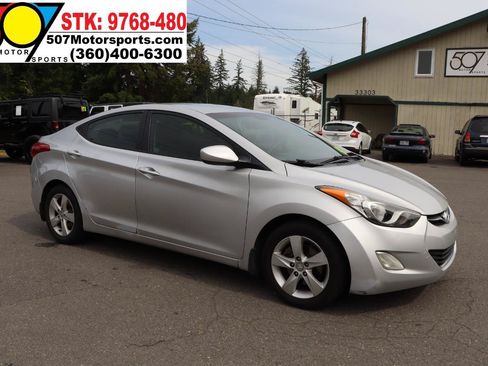 Used 2012 Hyundai Elantra GLS w/ Preferred Pkg 3 FWD image 11