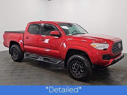 Used 2022 Toyota Tacoma SR image 3