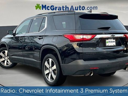Used 2020 Chevrolet Traverse LT w/ LT Premium Package image 4