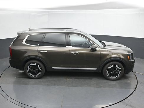 Used 2025 Kia Telluride S AWD/4WD image 31