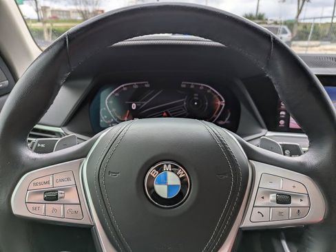 Used 2022 BMW X7 xDrive40i w/ Premium Package image 39