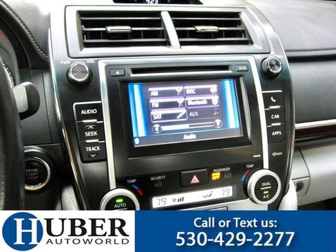 Used 2013 Toyota Camry XLE image 8