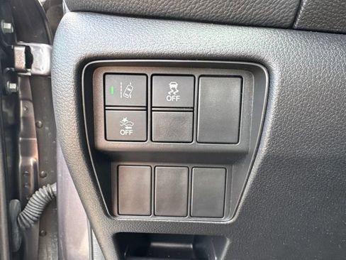 Used 2020 Honda CR-V LX image 14