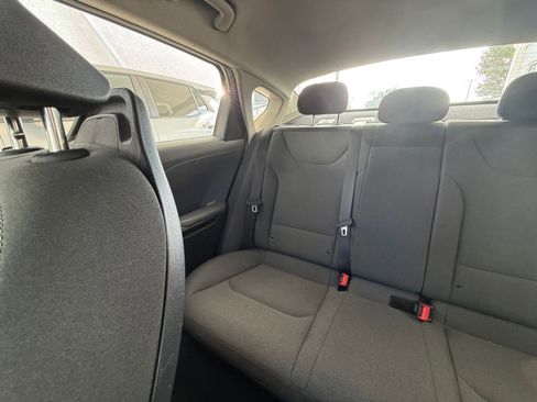 Used 2025 Kia K4 FWD image 38