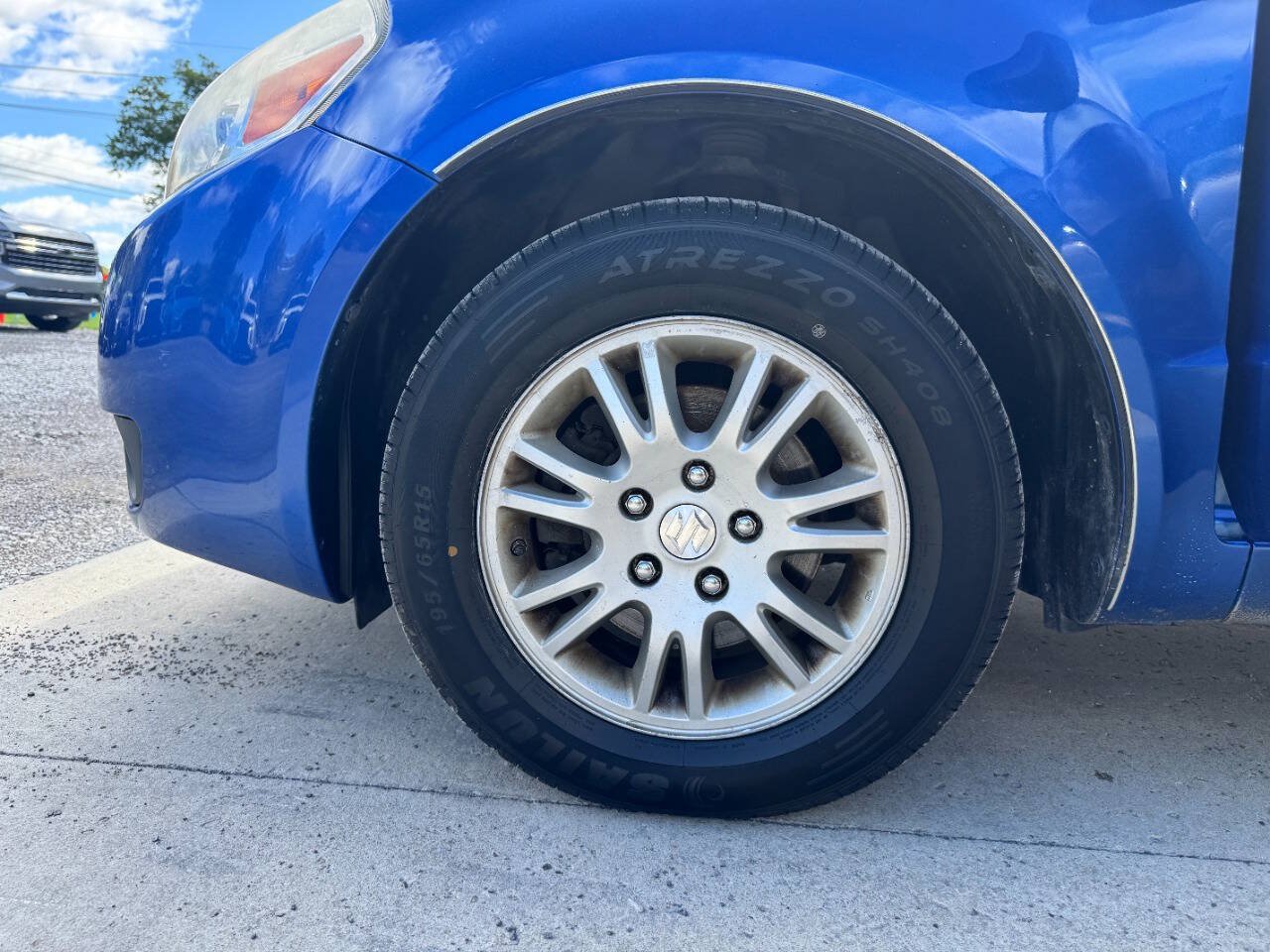 Used 2013 Suzuki SX4 LE FWD image 5