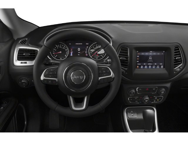 Used 2019 Jeep Compass Latitude w/ Safety & Security Group AWD/4WD image 4