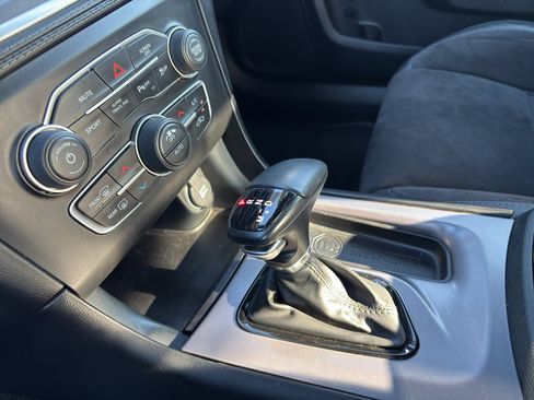Used 2022 Dodge Charger R/T w/ Plus Group RWD image 24