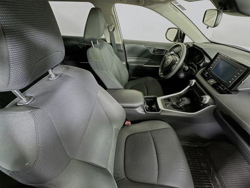 Certified 2019 Toyota RAV4 LE image 25