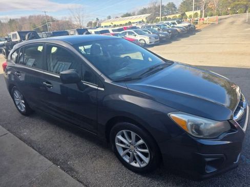 Used 2012 Subaru Impreza 2.0i Premium w/ All-Weather Pkg image 3