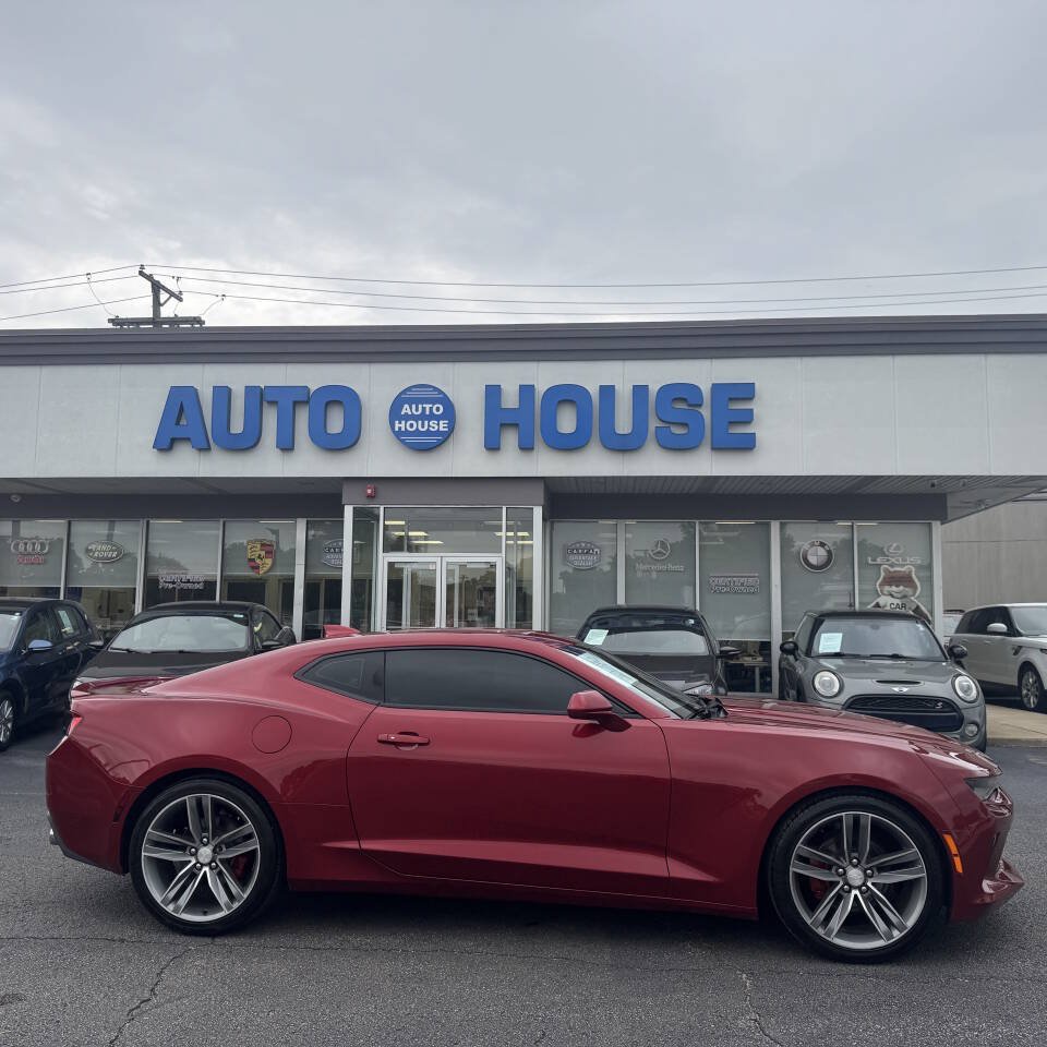 Used 2016 Chevrolet Camaro LT w/ RS Package RWD image 10
