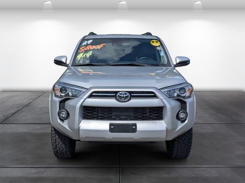 Used 2024 Toyota 4Runner SR5 Premium w/ Moonroof Package AWD/4WD image 4