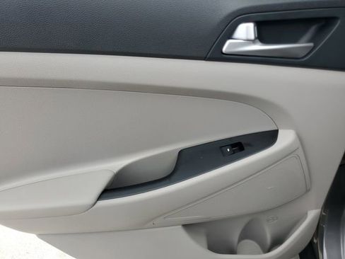 Used 2020 Hyundai Tucson SE FWD image 12