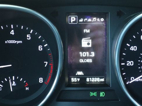 Used 2017 Hyundai Santa Fe AWD w/ SE Ultimate Tech Package 03 image 72