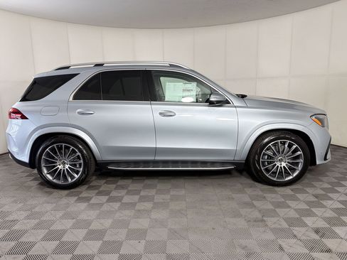 New 2026 Mercedes-Benz GLE 580 4MATIC image 8