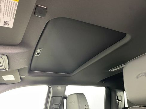 New 2026 GMC Sierra 3500 AT4 w/ AT4 Premium Plus Package AWD/4WD image 13