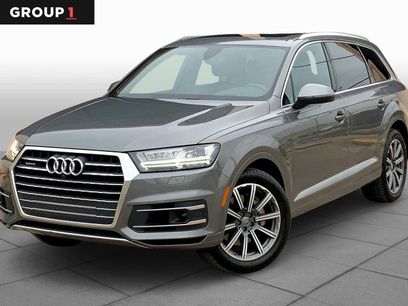 Used 2017 Audi Q7 3.0T Premium Plus w/ Premium Plus Package