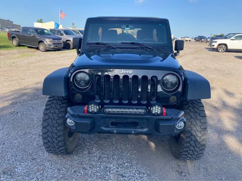 Used 2016 Jeep Wrangler Unlimited Rubicon AWD/4WD image 10