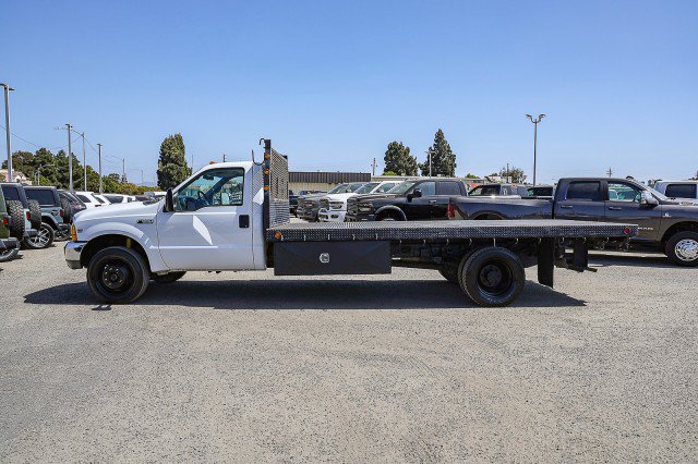 Used 1999 Ford F550 4x4 Regular Cab Super Duty image 8