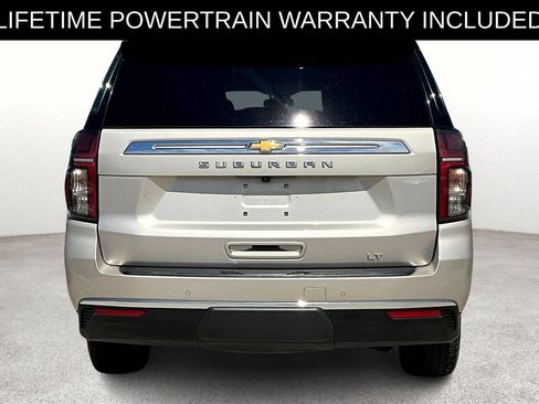 Used 2023 Chevrolet Suburban LT AWD/4WD image 5