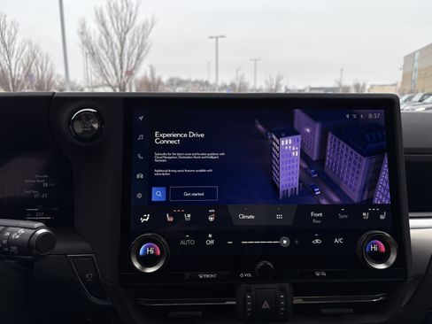 Certified 2025 Lexus GX 550 w/ Accessory Package (2T) image 23