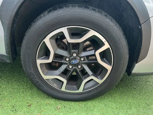 Used 2017 Subaru Crosstrek 2.0i Premium AWD/4WD image 44