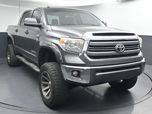 Used 2014 Toyota Tundra SR5 image 2