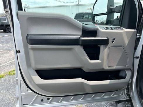 Used 2019 Ford F350 XL w/ STX Appearance Package AWD/4WD image 33