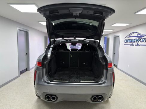 Used 2020 Jaguar F-PACE SVR image 38