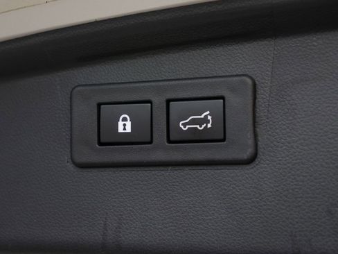 Used 2022 Subaru Outback Premium AWD/4WD image 32