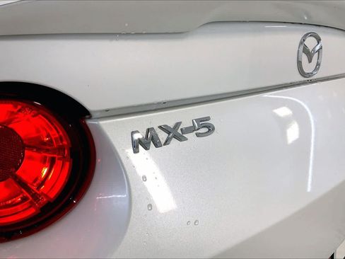 Used 2023 MAZDA MX-5 Miata Grand Touring RWD image 26
