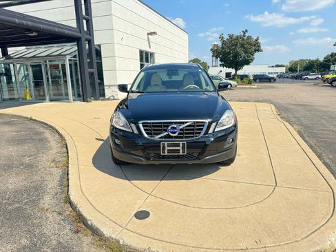 Used 2010 Volvo XC60 T6 image 2