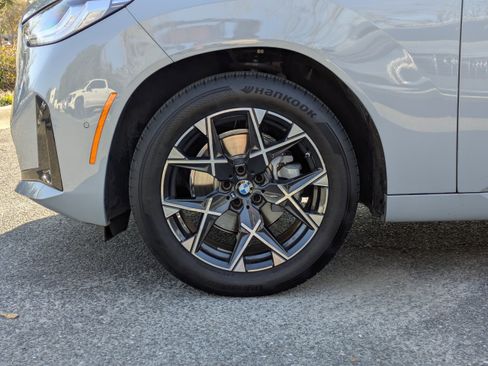 Used 2025 BMW X3 xDrive30i image 3