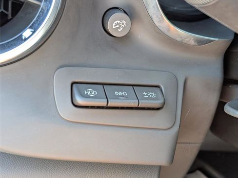 Used 2021 Chevrolet Camaro ZL1 image 21