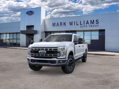 New 2026 Ford F250 XLT w/ Tremor Off-Road Package AWD/4WD image 2