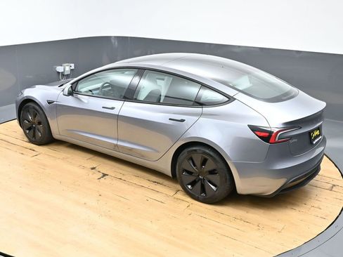 Used 2025 Tesla Model 3 Long Range RWD image 54