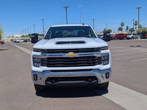 Certified 2025 Chevrolet Silverado 2500 LT w/ Convenience Package image 8