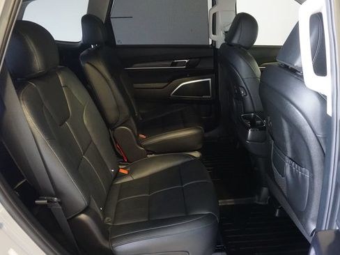 Used 2021 Kia Telluride EX w/ EX Premium Package AWD/4WD image 26