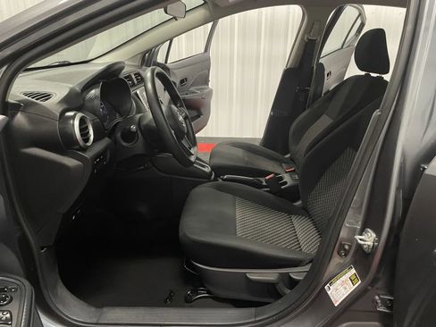 Used 2023 Nissan Versa S w/ S Plus Package FWD image 32