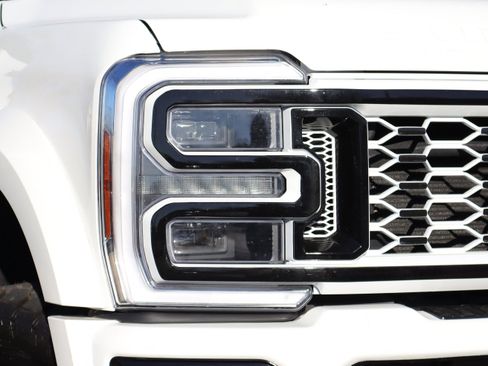 Used 2026 Ford F450 Platinum w/ Platinum Plus Package image 33