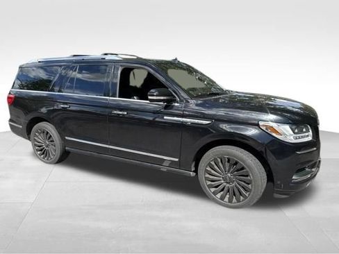 Used 2019 Lincoln Navigator L Reserve AWD/4WD image 2