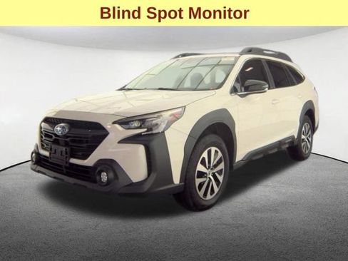 Used 2024 Subaru Outback Premium AWD/4WD image 4