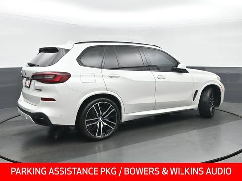 Used 2022 BMW X5 M50i w/ Executive Package AWD/4WD image 3