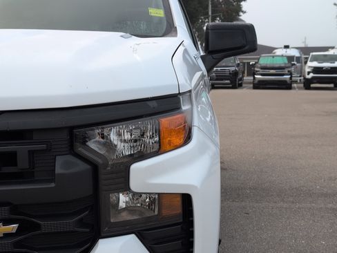 Used 2024 Chevrolet Silverado 1500 Custom image 30