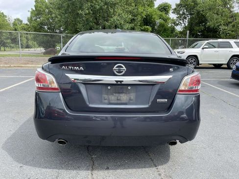 Used 2015 Nissan Altima 2.5 S w/ Special Edition Package FWD image 18