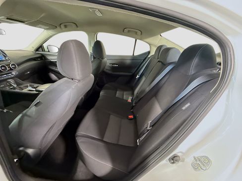 Used 2021 Nissan Sentra SV FWD image 25