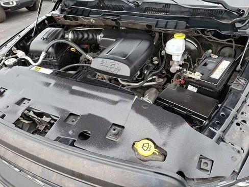 Certified 2019 RAM 1500 Classic Warlock AWD/4WD image 32